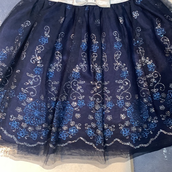 2T party dress - Picture 2 of 3